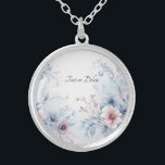 Aquarellblau Rosa Blumennekklette Versilberte Kette<br><div class="desc">Schöne Wasserfarbe Blau Pink Blumenstrauß-Fußklammer</div>