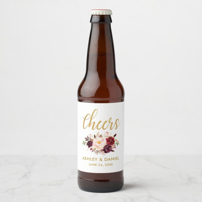 Aquarellblume Burgundy Gold Wedding Cheers Bierflaschenetikett (Vorderseite)