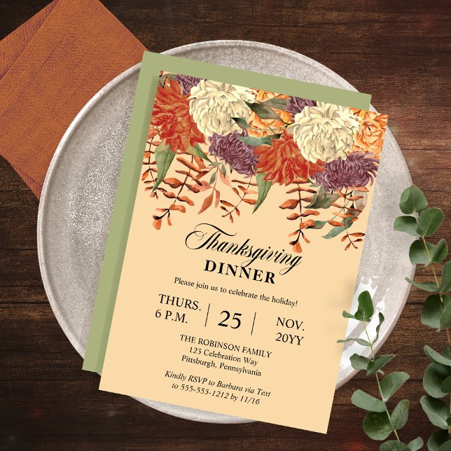 Aquarellblume | Eukalyptus Erntedank Abendessen Einladung (Watercolor Floral Eucalyptus Thanksgiving Dinner Invitation with  Light Sage Green Back)