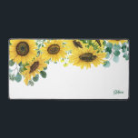 Aquarellblumen und Eulcayptus-Blätter Schreibtischunterlage<br><div class="desc">Fügen Sie Ihrem Arbeitsbereich einen Blumenakzent mit dieser Aquarellmatte hinzu. Es verfügt über Aquarellblumen und Eukalyptus-Blätter. Personalisieren Sie diese, indem Sie Ihre Daten hinzufügen. Diese Sonnenblumenmatte ist ideal als Geschenk.</div>