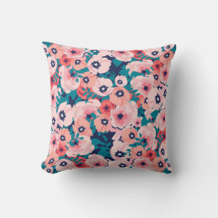 AquarellblütenBouquet: Vintage Peonies. Kissen