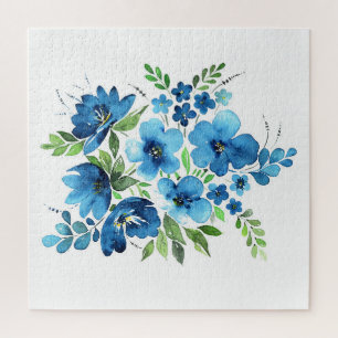 Aquarellbouquet, zarte Blüten in hellblau.