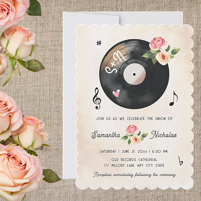 Aquarelle Floral Vinyl Record Faire-part de mariag (A beautiful monogrammed vinyl record themed wedding invitation with a vintage elegant aesthetic.  )