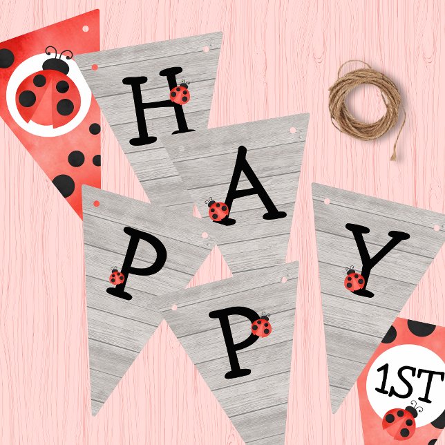 Aquarelle Ladybug joyeux bannière de Bunting Anniv (Watercolor Ladybug Happy Birthday Hanging Triangle Pennant Bunting Banner in Light Washed Wood)