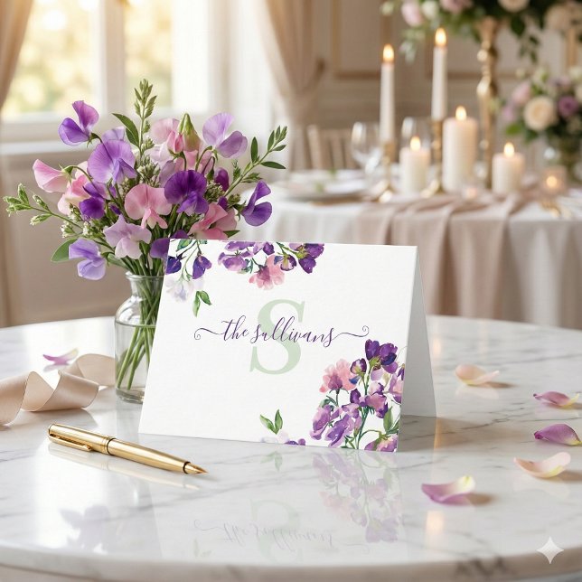 Aquarelle monogramme Pois doux Carte fixe (These beautiful personalized sweet pea cards would make a wonderful bridal shower or wedding gift! )