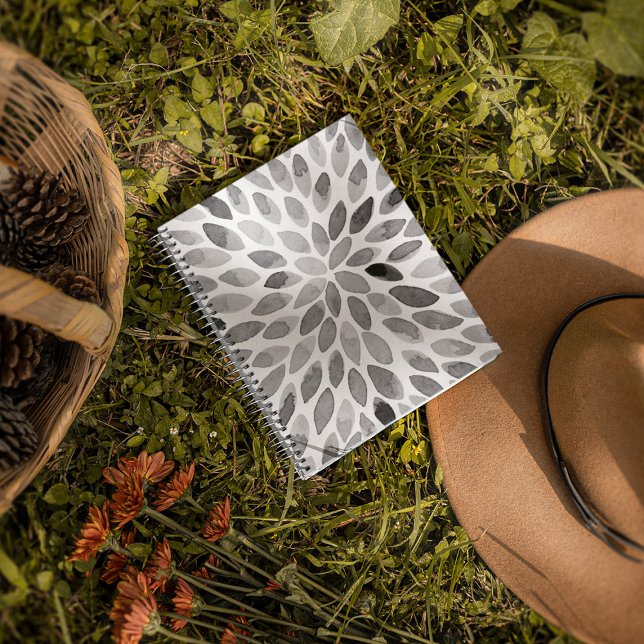 Aquarelle traits de brosse noir et blanc (Créateur téléchargé)