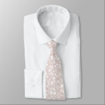 Aquarellfarben Muster Neck Tie Krawatte<br><div class="desc">Diese Nackenbinde weist ein handgemaltes Aquarellblumenmuster auf, das sich perfekt mit der Hochzeitskollektion Floral Ampersand koordiniert. Wenn Sie gewollt haben, alles an Ihrem großen Tag zu einem Zusammenhalt zu machen, wäre diese gemusterte Krawatte die perfekte Touch! Oder kaufen Sie es einfach nur für einen lustigen und skurrilen Look. Vergessen Sie...</div>