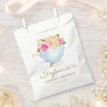 Aquarellfarbene Blume im Teacup-Brautparty