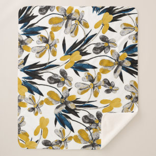 Aquarellfarbene Blume: lebendiges Sommermuster. Sherpadecke