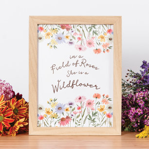 Aquarellfeld Rose Sie ist eine Wildblume Poster