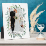 Aquarellkiefern Unser erstes Weihnachtsfest im Fot Fotoplatte<br><div class="desc">Eleganter Kiefernwald Rahmen Unsere erste Weihnachtsfeiertagsplatte mit neuem Hochzeitsstich - Grüner Foto</div>