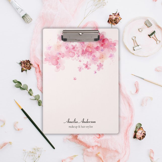 Aquarellpinke Blume Makeup Artist Haar Stylist Klemmbrett (Von Creator hochgeladen)