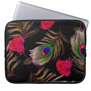 Aquarellrosen, Pfauenfedern, dekorativ. Laptopschutzhülle