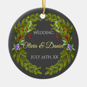 Aquarellwaldbeeren und Pilze Hochzeitskrieg Keramik Ornament
