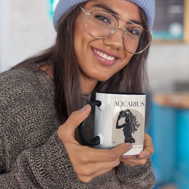 Aquarius Feminine Zodiac Black/Brown Design 15oz Tasse (Von Creator hochgeladen)