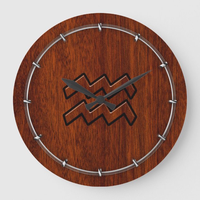 Aquarius Zodiac Sign Mahogany Wood Style Große Wanduhr (Vorderseite)