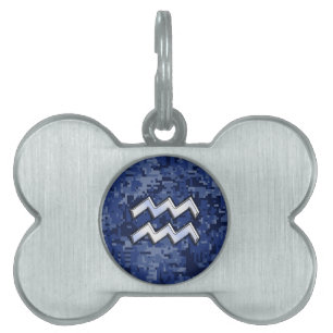 Aquarius Zodiac Symbol auf blauer Camouflage Dekor Tiermarke