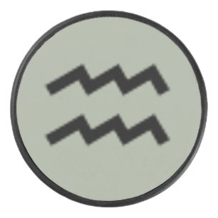 Aquarius Zodiac Symbol Standard von Kenneth Yoncic Eishockey Puck