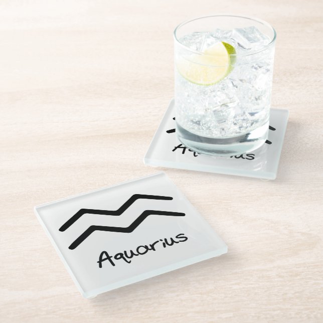 Aquarius Zodiac-Zeichen im weißen Hintergrund Glasuntersetzer (Schrägansicht)