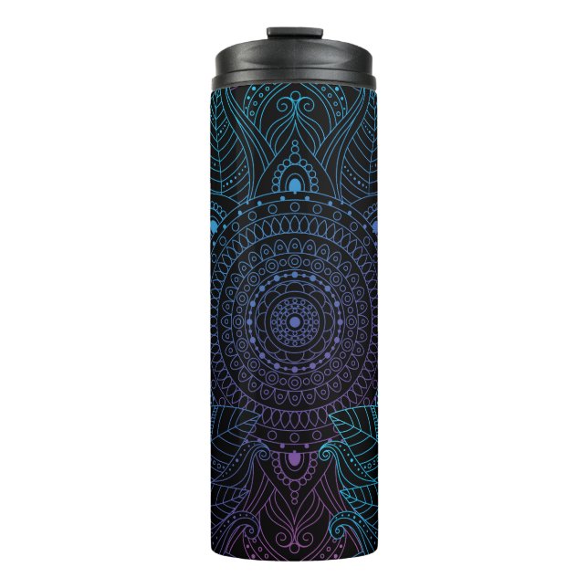 Arabesque Bliss: Oriental Mandala Magic Thermosbecher (Vorderseite)