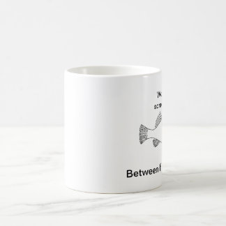 Arbeit ist gerade etwas, die ich zwischen kaffeetasse