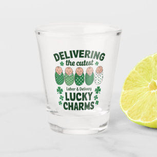 Arbeit und Lieferung Glücksbringer Charm Nurse Kle Schnapsglas
