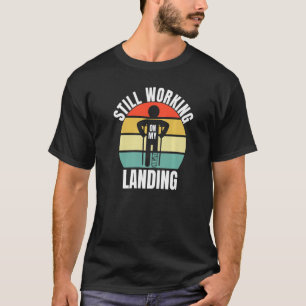 Arbeiten an meinem Leng Fracture 2 T-Shirt