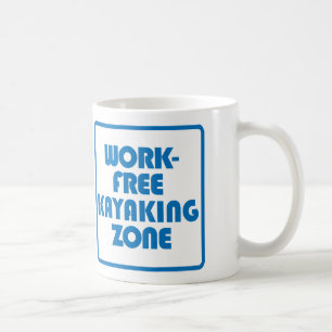 Arbeitsfreie Kajakzone Kaffeetasse