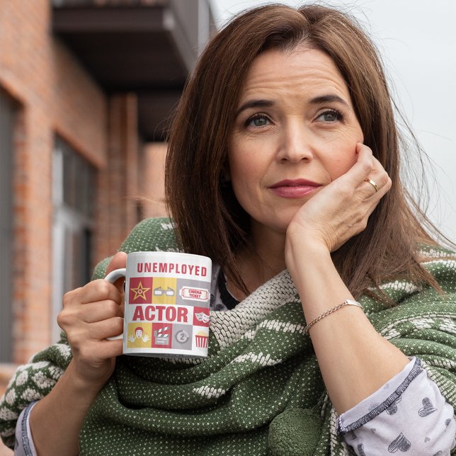 Arbeitsloser Schauspieler ikonisch gestaltet Kaffeetasse (Von Creator hochgeladen)