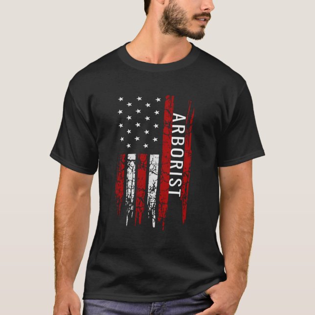 Arborist Treuechirurg Amerikanisch Flagge Lumberja T-Shirt (Vorderseite)