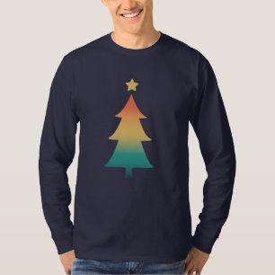 Arbre de Noël en T-Shirt au crépuscule