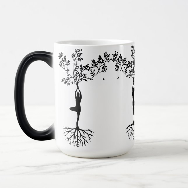 Arbre pose tasse de yoga (Gauche)