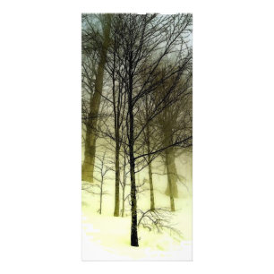 Arbres dans la carte en rack de neige