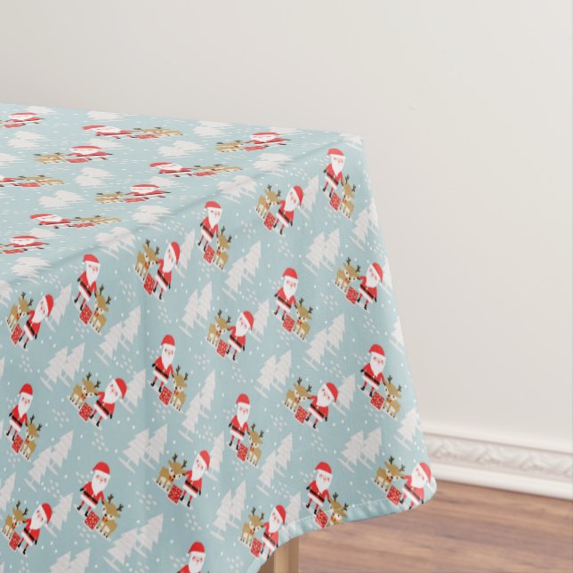 Arbres de Noël, Père Noël et nappes de rudolph (In Situ)