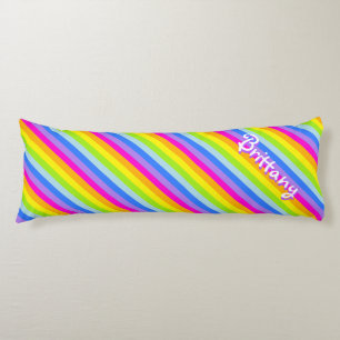 Arc-en-ciel rose strié nommé long coussin du corps