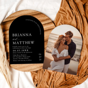 Arch Modern Black & White Minimalistisch Wedding Einladung