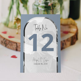 Arched Wedding Foto Minimalistisch Dusty Blue Tischnummer