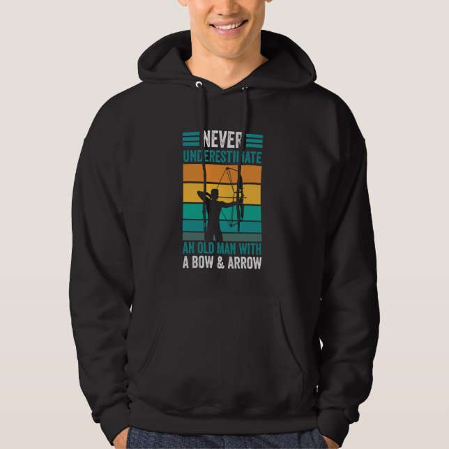 Archery Funny Archer Alter Mann mit Bow & Arrow Hoodie (Vorderseite)