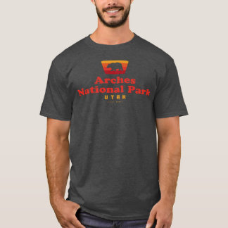 Arches National Park Retro-Abzeichen-Bär Rot T-Shirt