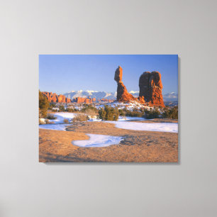 ARCHES NATIONAL PARK, UTAH. USA. Balanced Rock Leinwanddruck