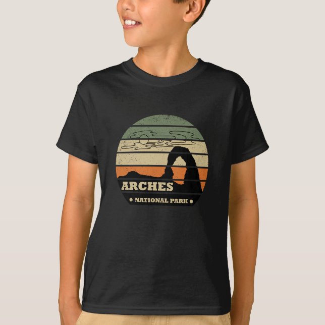 Arches Nationalpark Utah Vintager Parkplatz T-Shirt (Vorderseite)