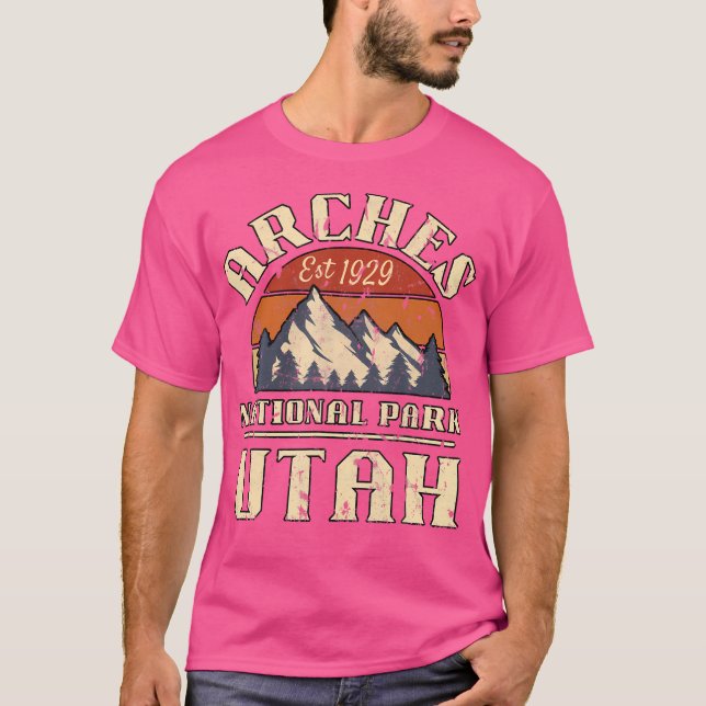 Arches utah Naturerlebnis machen T-Shirt (Vorderseite)