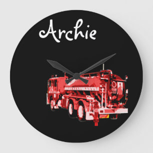 Archie Name mit rotem Feuerwehrfahrzeug, Große Wanduhr