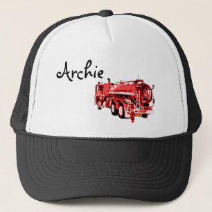 Archie Name mit rotem Feuerwehrfahrzeug, Truckerkappe
