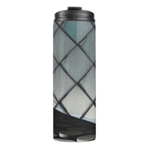 Architektonische Fotografie der Betonwand Thermosbecher