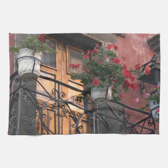 Architektur auf den Straßen von San Miguel de Handtuch (Horizontal)