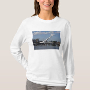 Argentinien, Hauptstadt Buenos Aires. Frau T-Shirt