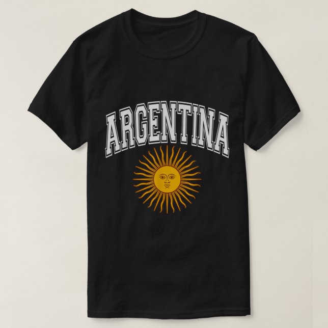 Argentinien Varsity Style Sun von May White Text T-Shirt (Design vorne)