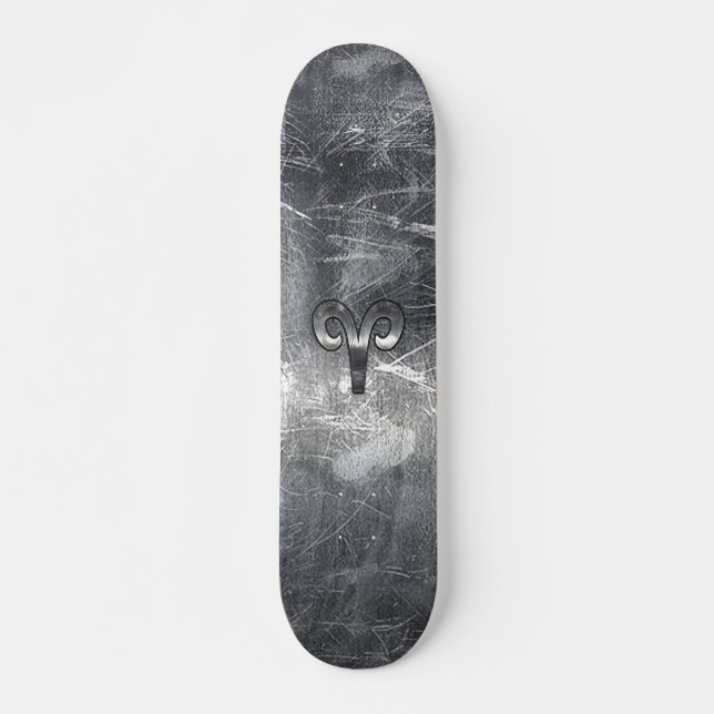 Aries Zodiac Symbol in Silver Distressed Style Skateboard (Vorne)