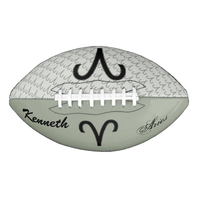 Aries Zodiac Symbol Standard von Kenneth Yoncich Football (Vorderseite)